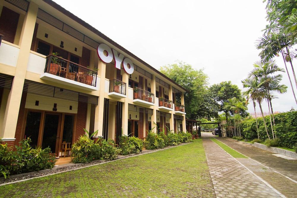 Kejayan Oyo261萨索诺普特罗旅馆酒店 外观 照片